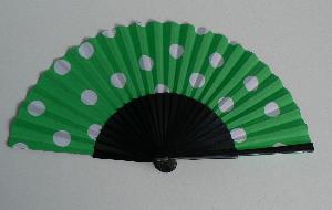 dreveny-vejir-s-velkymi-puntiky---zeleny