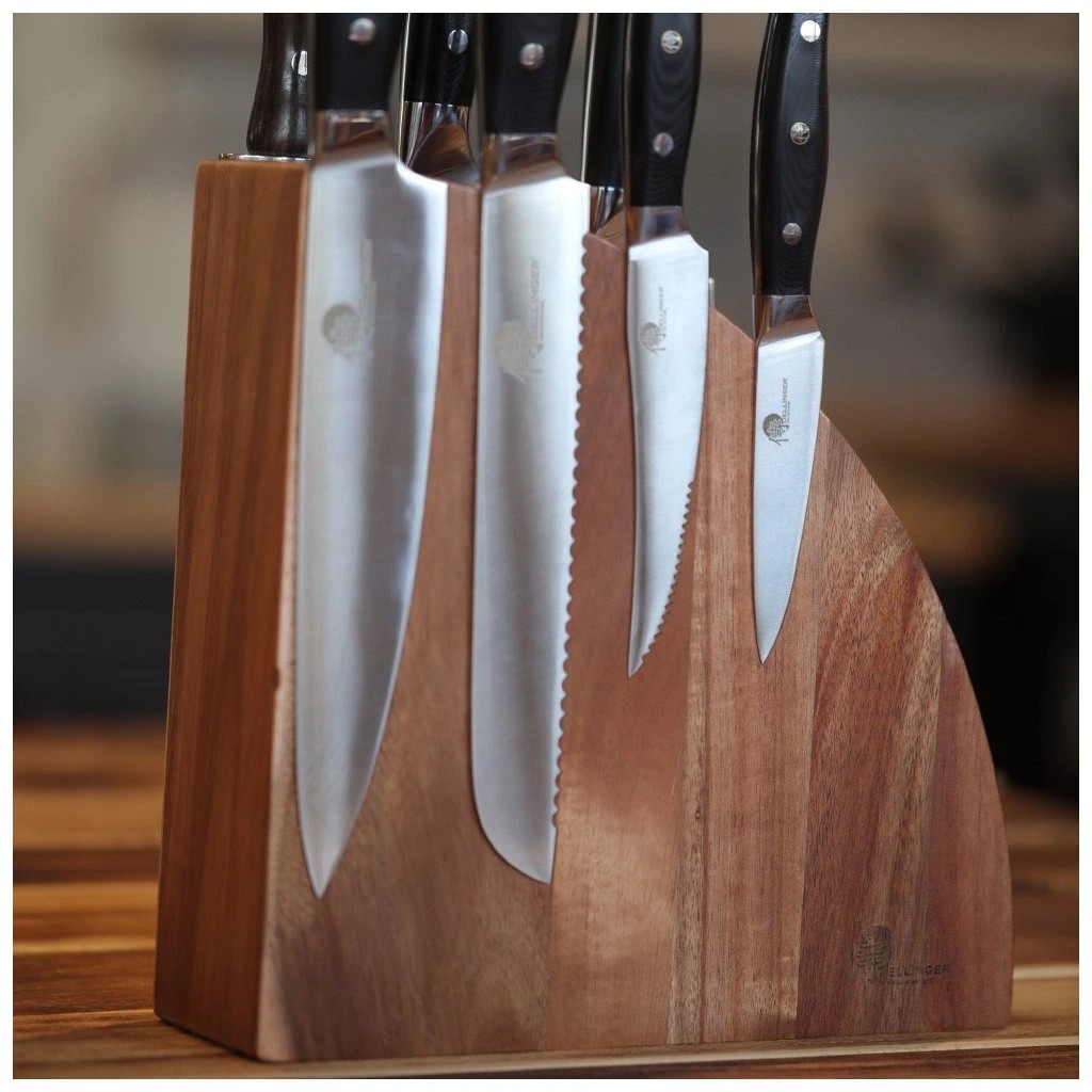 foto Magnetick� dr��k na no�e z ak�ciov�ho d�eva, v�ha 3500 g