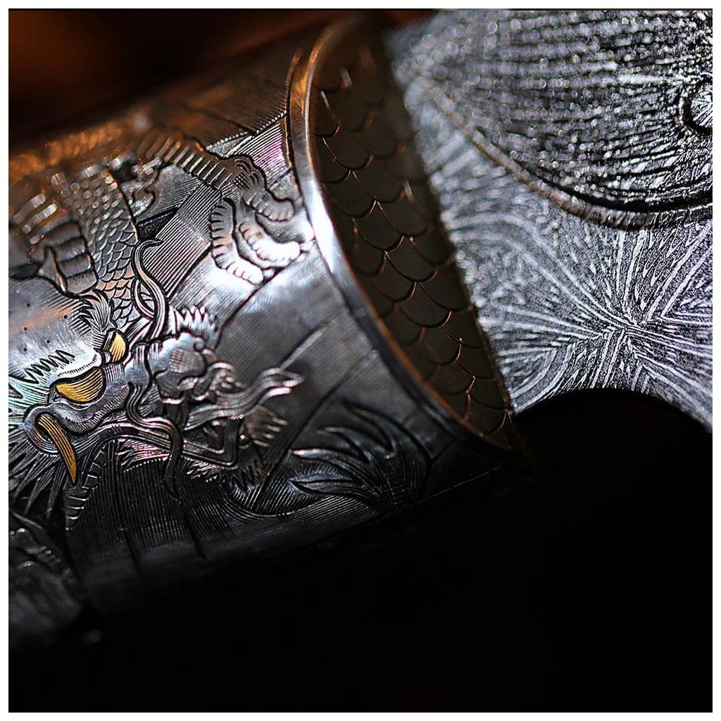 foto Luxusn� dama�kov� n�� Gyuto 225 mm Dellinger Dragon Sign Engraved Limited